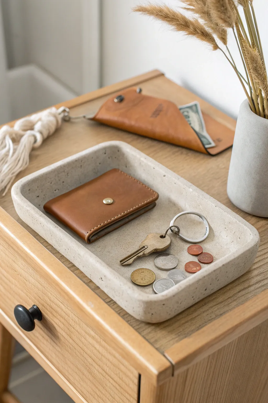 Matte clay catchall tray to keep keys, wallet, and coins neatly in one place