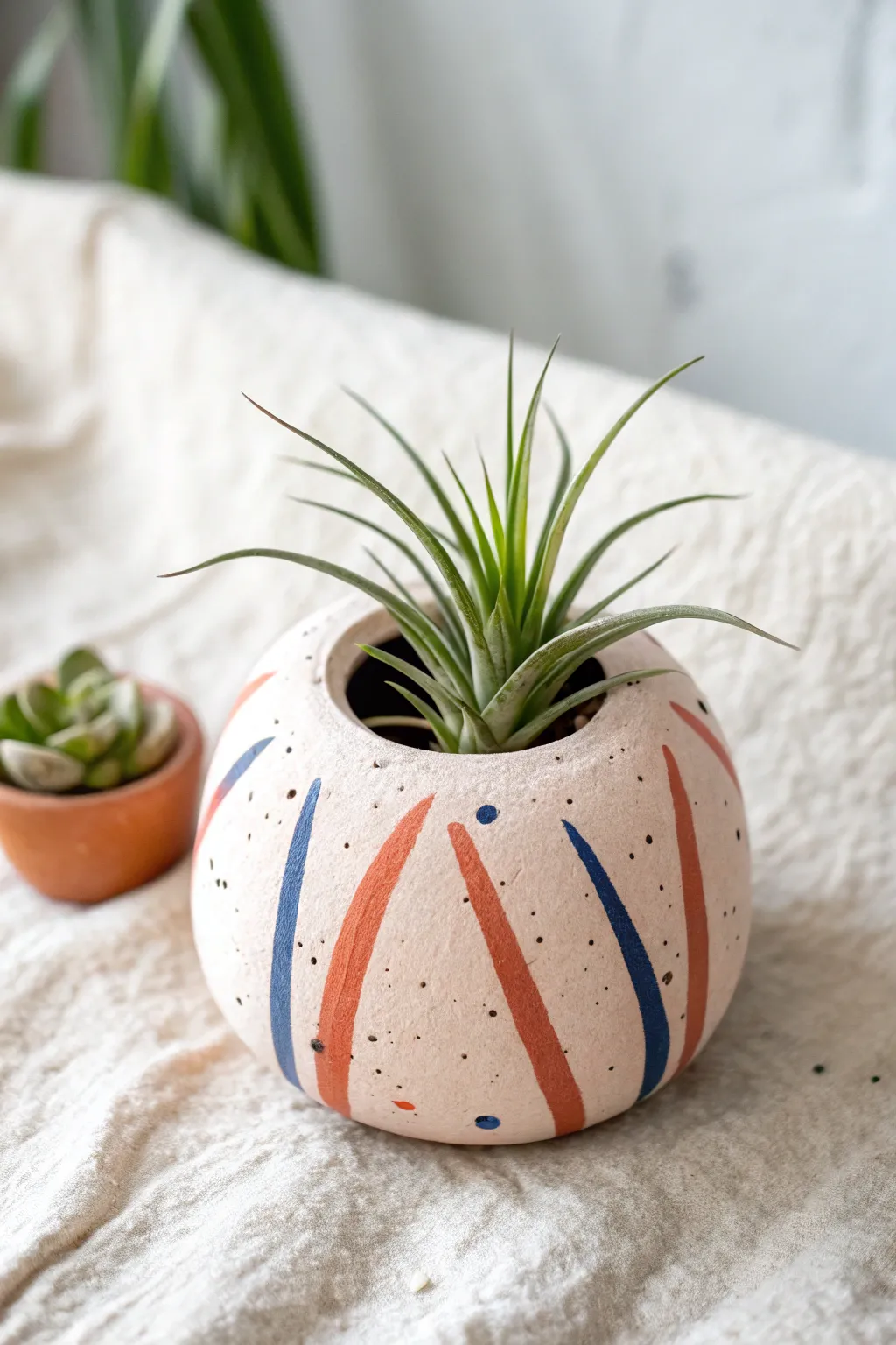 Beginner-friendly air dry clay air plant pod with bold stripes, minimal boho charm.
