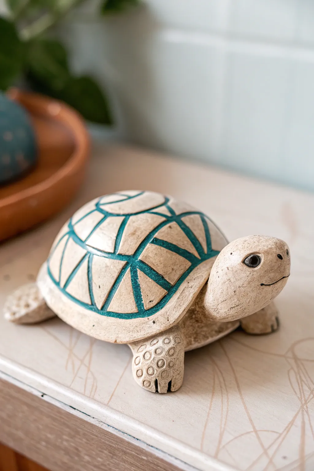 Easy clay turtle with a textured dome shell in earthy tones, minimalist and boho-chic.