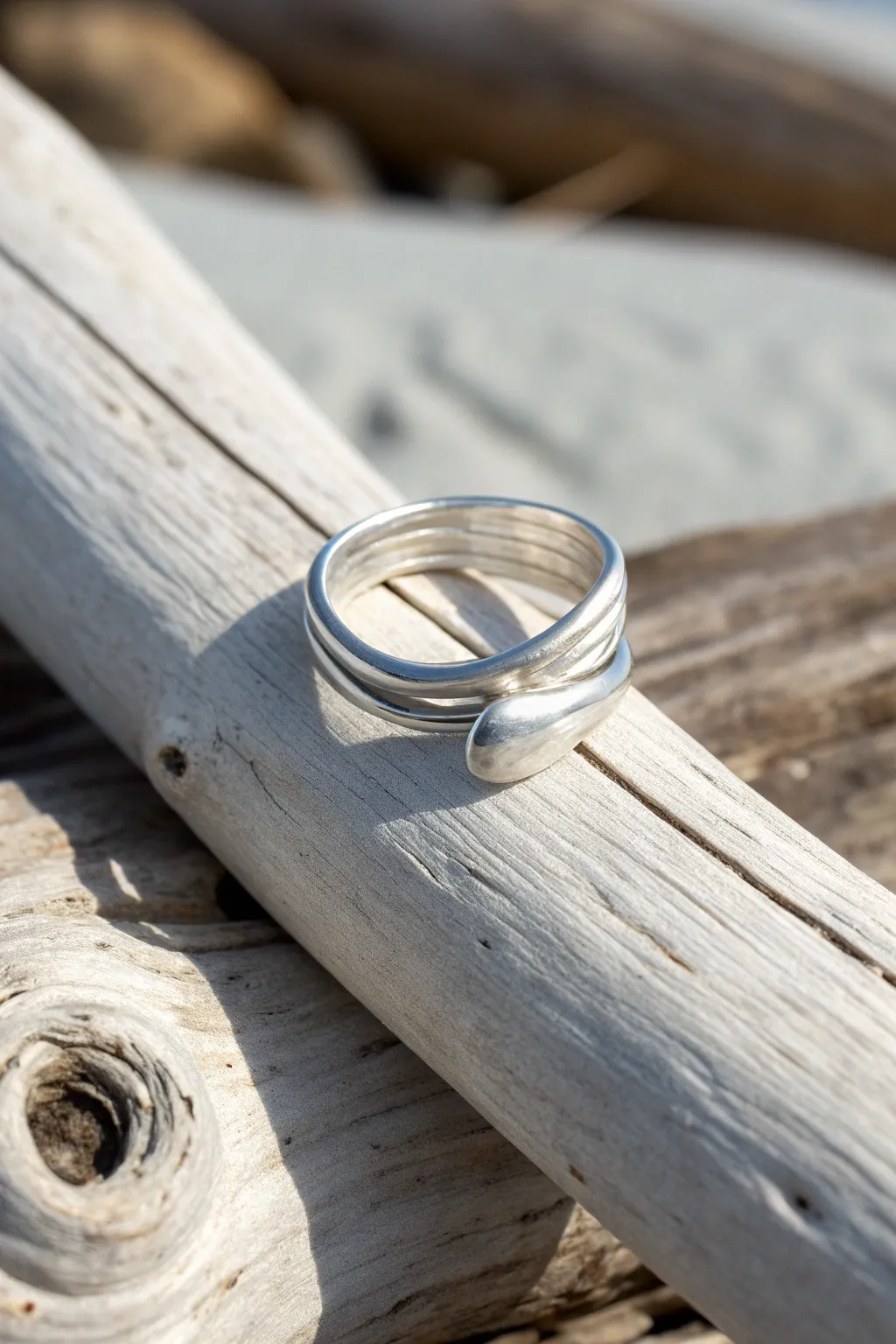 Beginner-friendly open-shank silver clay wrap ring, minimalist boho with bold contrast.