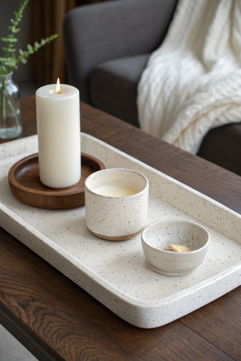 Big flat slab tray with soft rounded corners, perfect for candles and daily vanity rituals.