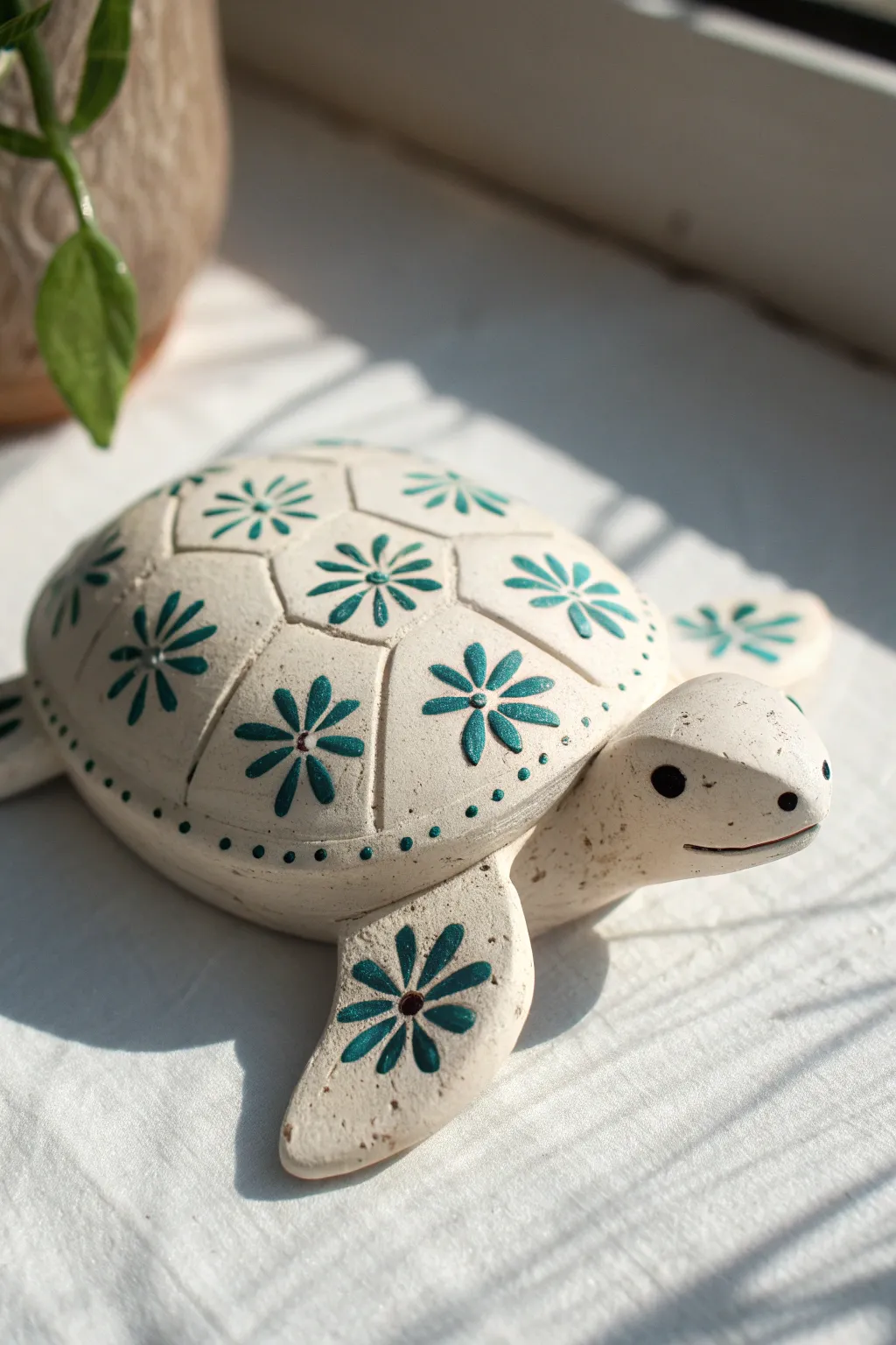 Stamped texture turtle: simple dot and line shell patterns with bold color and soft side light